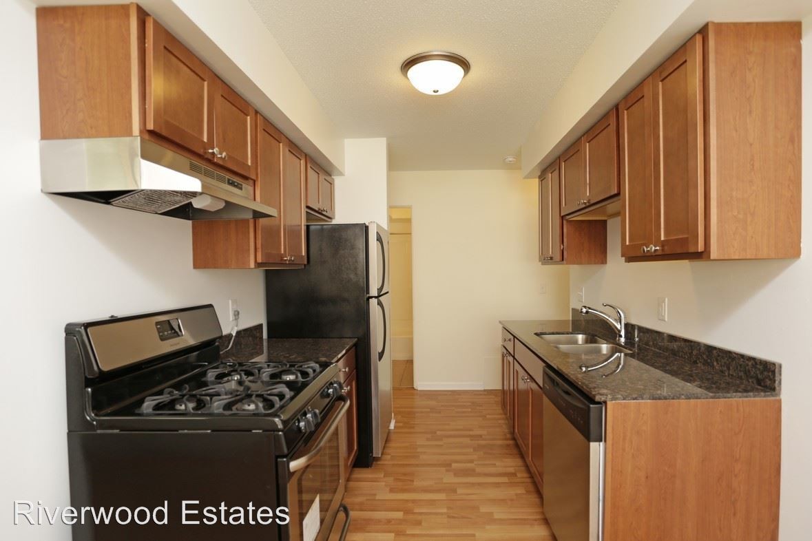 Foto principal - 207 65th Ave N
