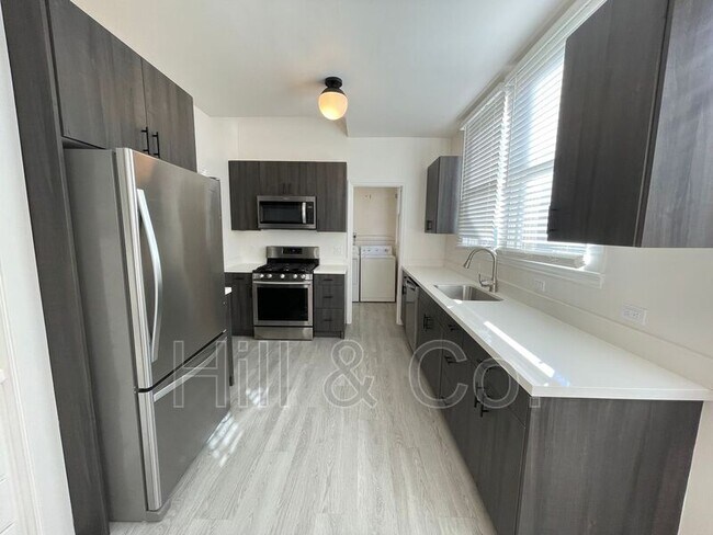 Foto del edificio - 2341 North Point St