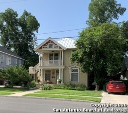 Foto del edificio - 424 W Magnolia Ave