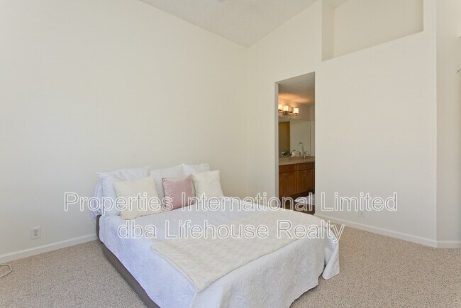 Building Photo - 91-979 Laaulu Street - 36B