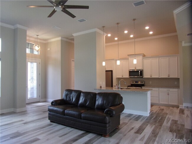 Foto del edificio - 248 E Cumberland Ct