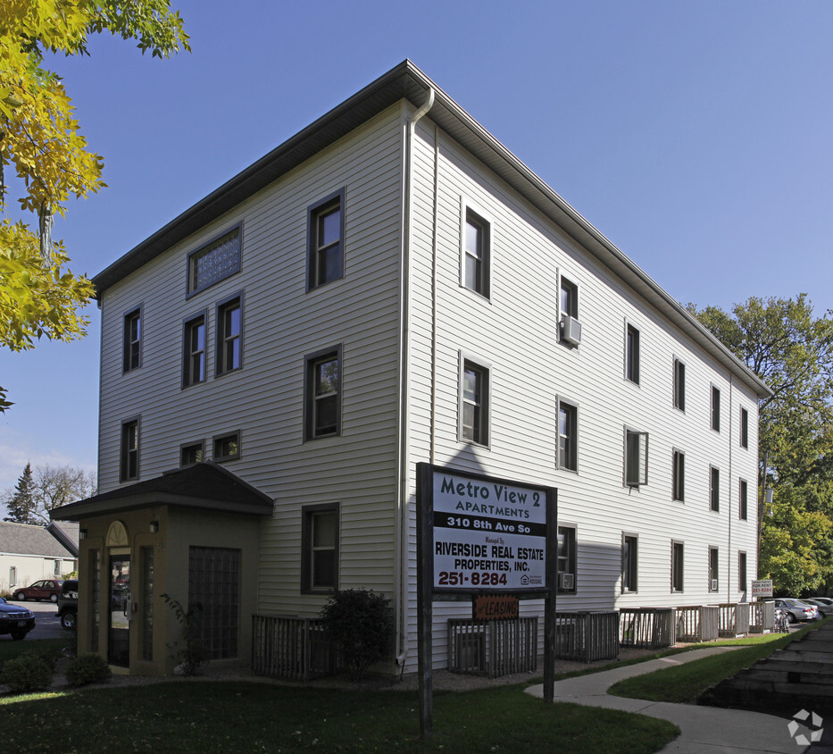 Building Photo - Metro View I Apartments