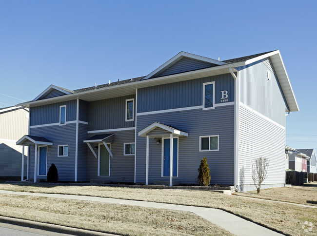 Townhomes At Quail Ridge Apartments In Springfield Mo