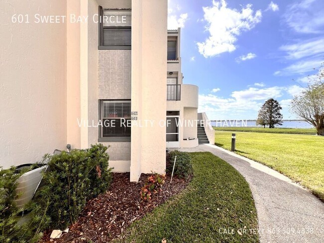 Building Photo - Stunning 2 Bedroom Condo!