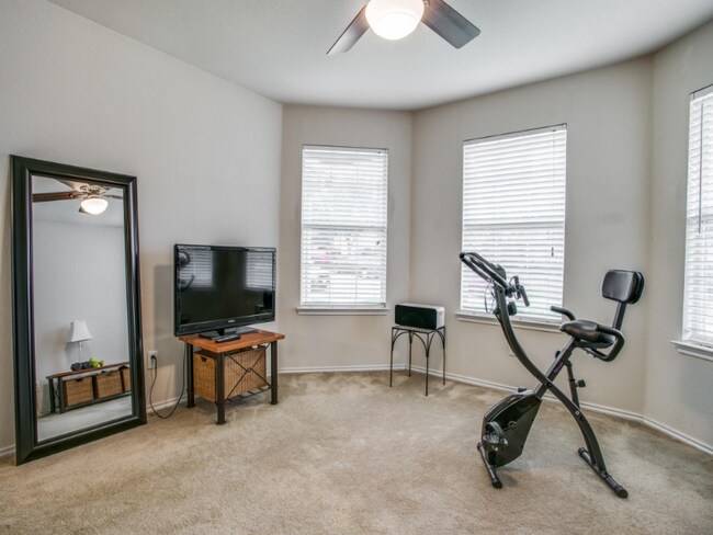 Foto del edificio - 1618 Duet Dr