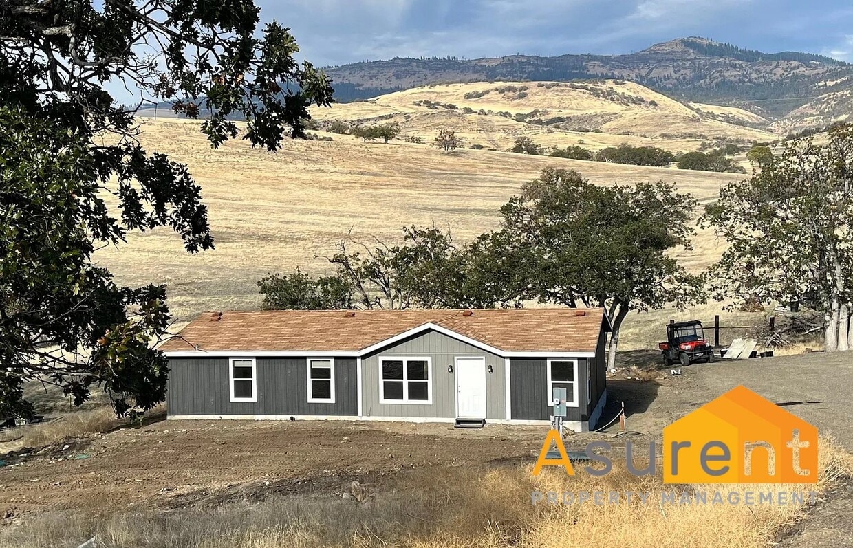 453 Majestic Ln, Ashland, OR 97520 House Rental in Ashland, OR