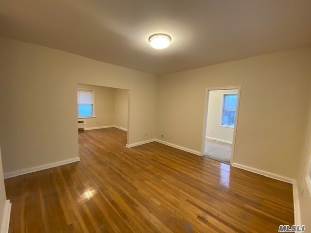 Building Photo - 507 Laurelton Blvd