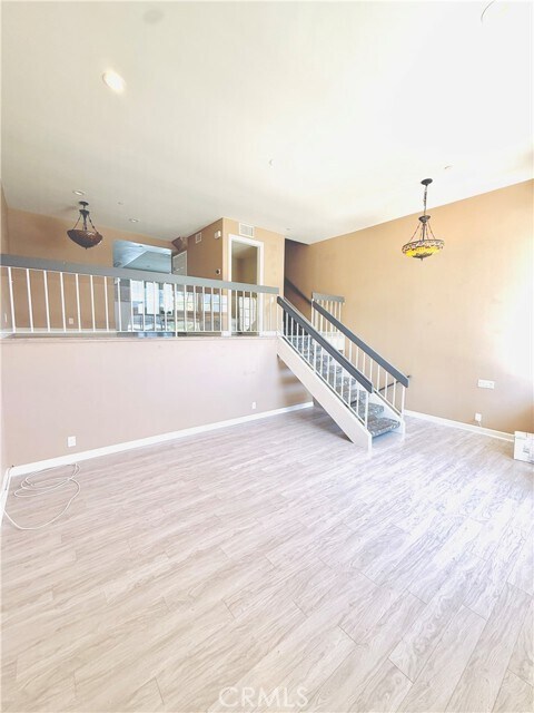 Foto del edificio - 19130 Beachcrest Ln