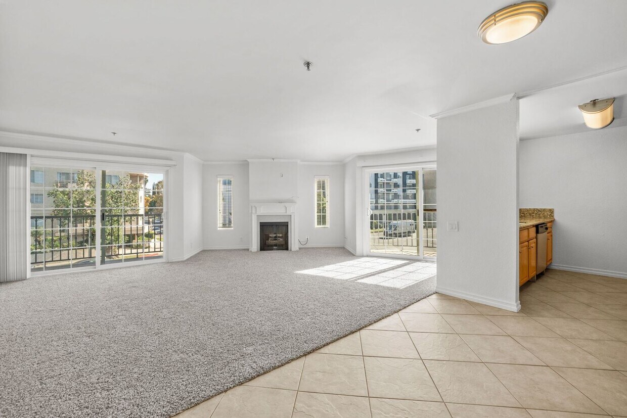 Foto principal - Corner Unit 2bd 2ba w/ 2 Balconies