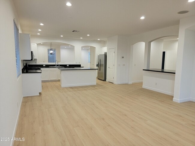 Foto del edificio - 6850 S Birdie Way