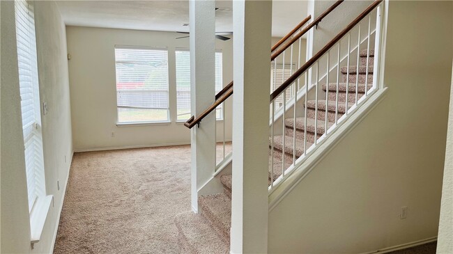 Building Photo - 14213 Willow Tank Dr