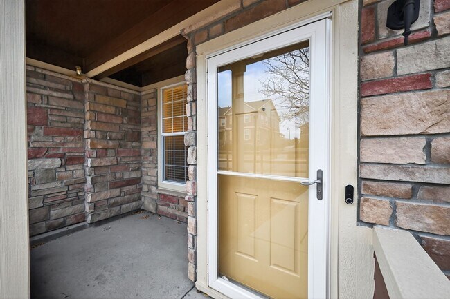 Building Photo - 12743 Leyden St