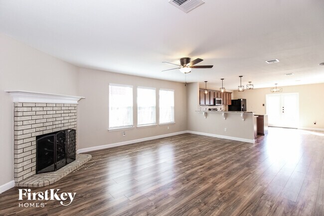 Building Photo - 1409 Laurel Hall Ln