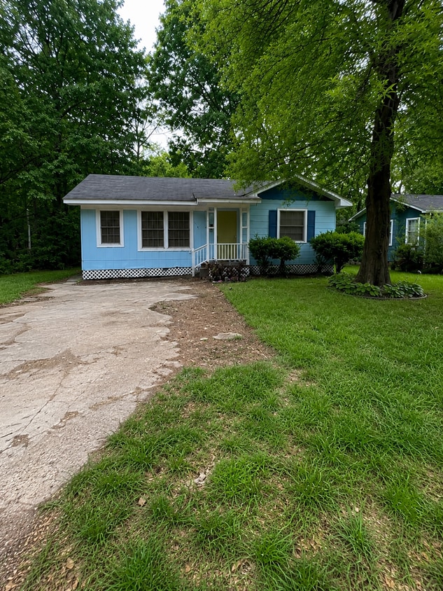 Photo - 3718 Northbrook Dr