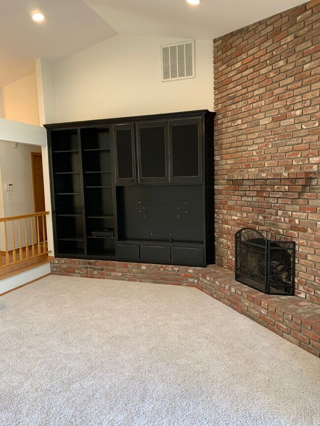 Foto del edificio - 4 Bedroom 3 Bath Home