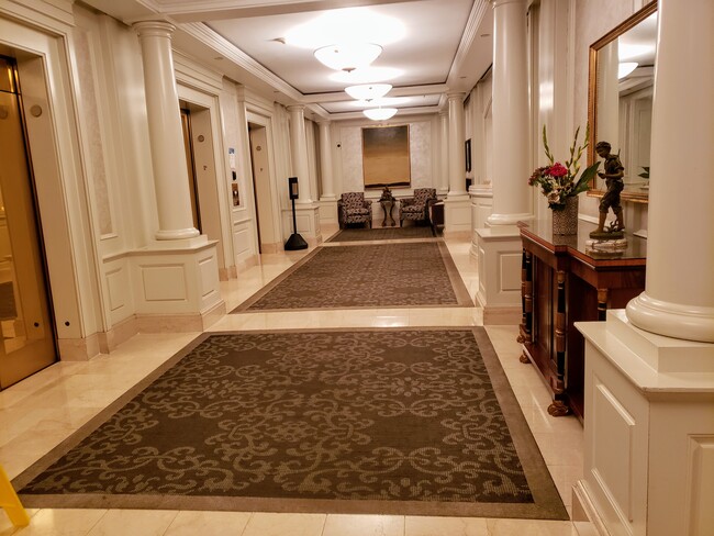 Lobby - 701 Pennsylvania Ave NW