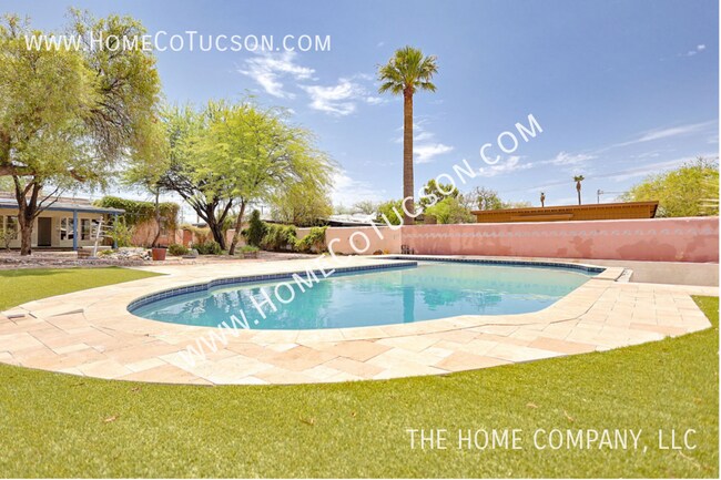 Foto del edificio - 228 S Country Club Rd