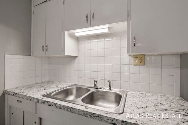 Foto del edificio - 1223 13th St