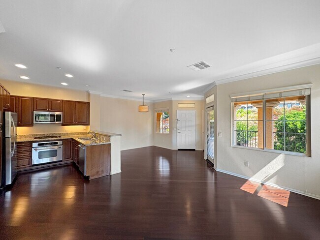 Foto del edificio - Fantastic 2B/2BA Corner Unit in Sabre Spri...