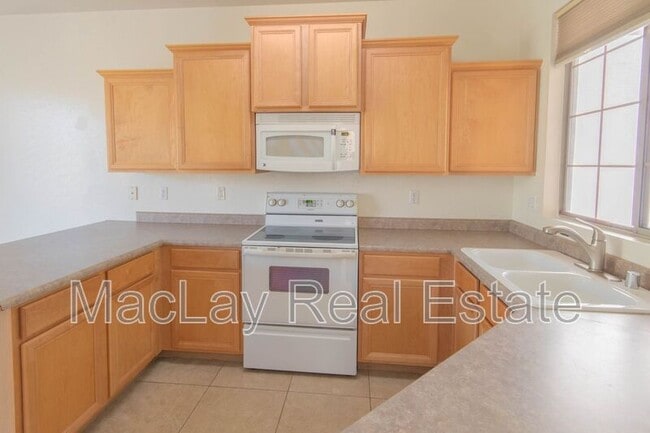 Foto del edificio - 16828 S Blue Ct