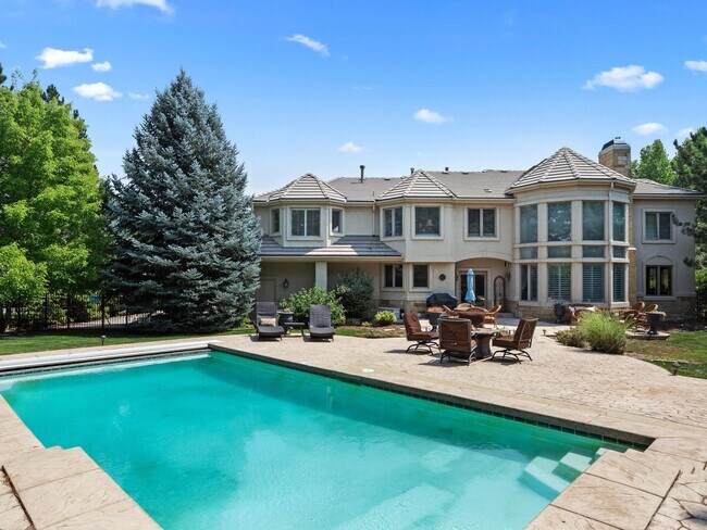 Foto del edificio - 7125 Polo Ridge Dr