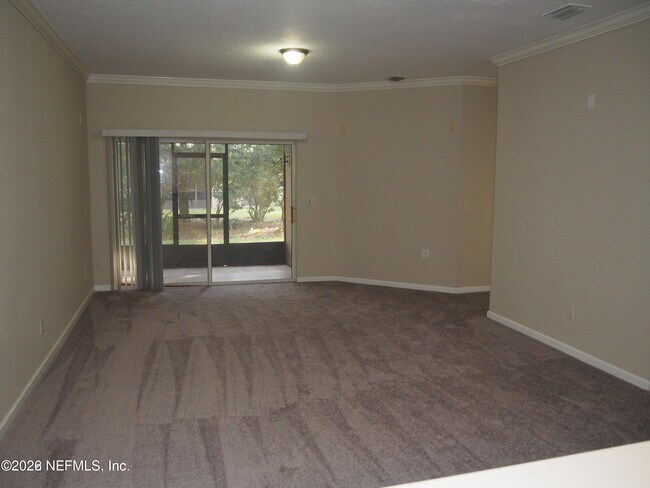 Foto del edificio - 12301 Kernan Forest Blvd