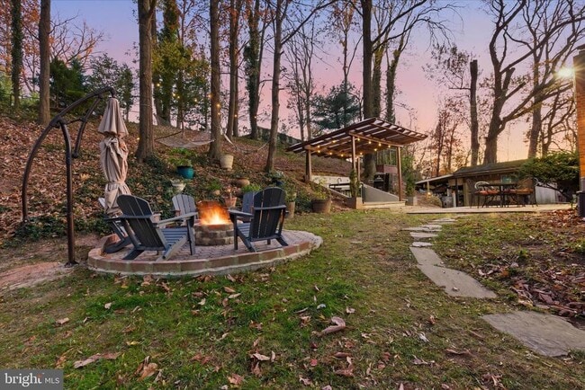 Building Photo - 7203 Arthur Dr