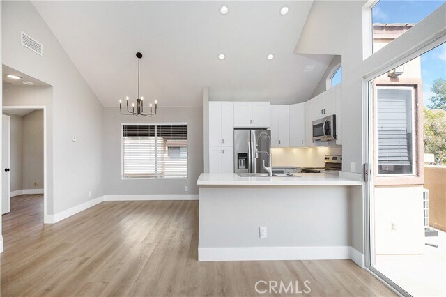 Primary Photo - 9 Baycrest Pl