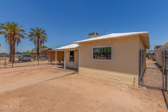 Foto del edificio - 1116 E Cocopah St