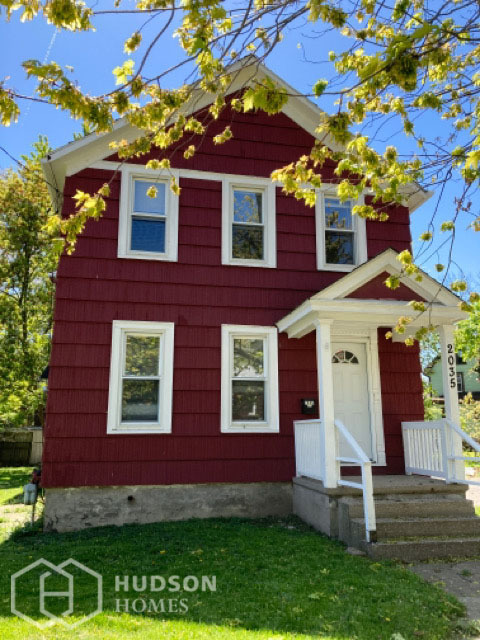 Primary Photo - 2035 Lockport St