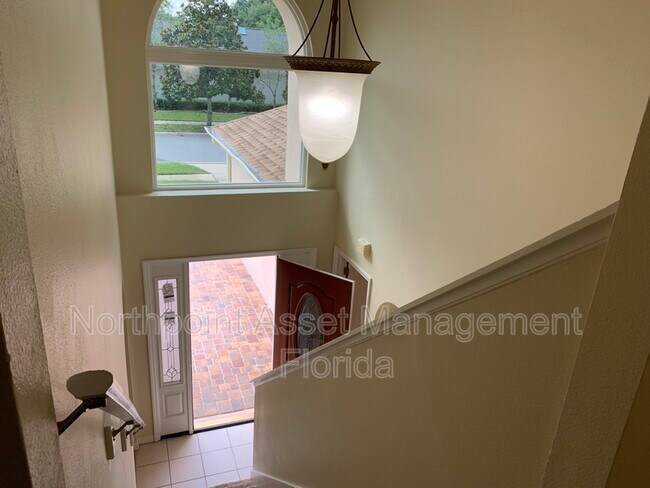 Building Photo - 4401 Stonemeadow Dr
