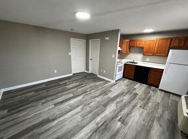 Building Photo - 124 Manna Dr