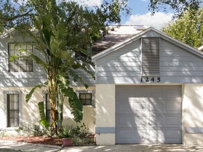 Building Photo - 1245 Crossfield Dr