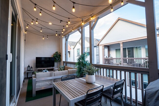 Foto del edificio - 8339 N Peyton Way