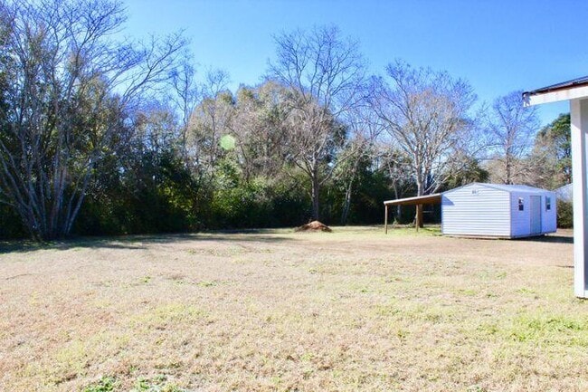 Building Photo - 3079 Cosson Cir