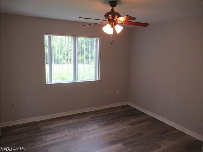 Building Photo - 3150 Seasons Way