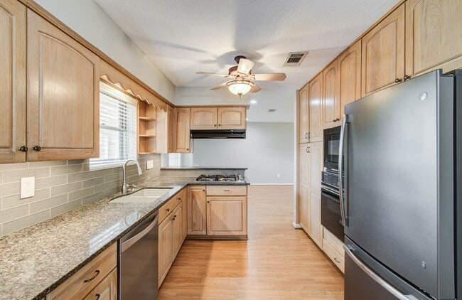 Foto del edificio - 5710 Verdome Ln