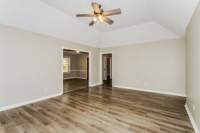 Foto del edificio - 93 Bloomington Cove