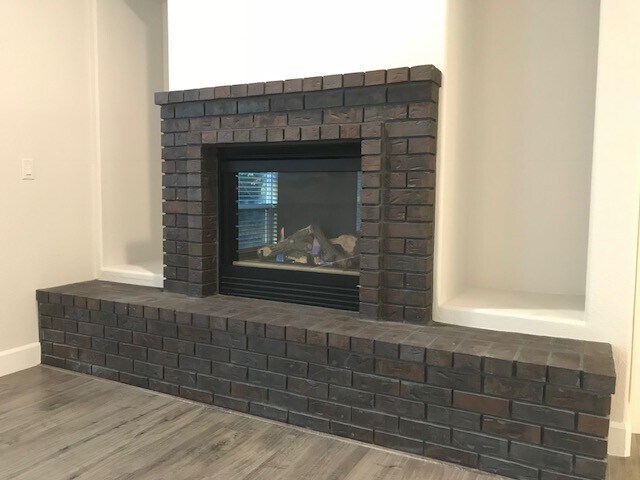 Foto del edificio - 6121 Lockridge Dr