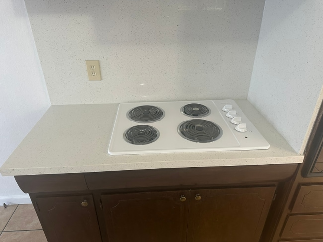 Foto del edificio - 2440 Stanfield Dr