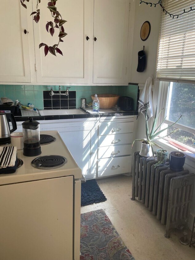 Foto del edificio - 480 NE Maiden Ln