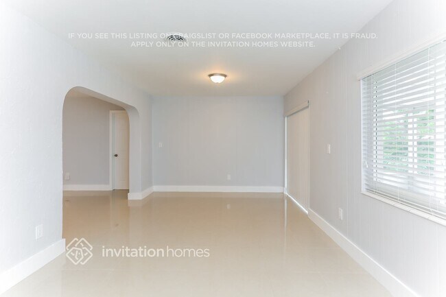 Building Photo - 8501 NW 184th St