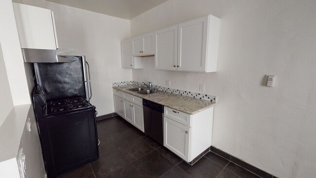 Interior Photo - 1006 Orange Drive | Move In Now