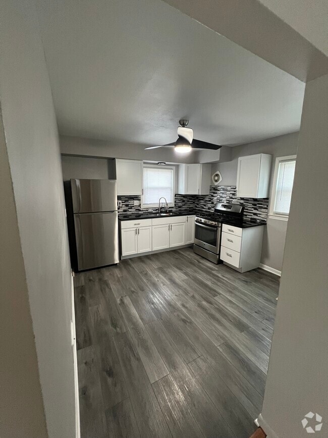 Building Photo - 5024 N 84th St
