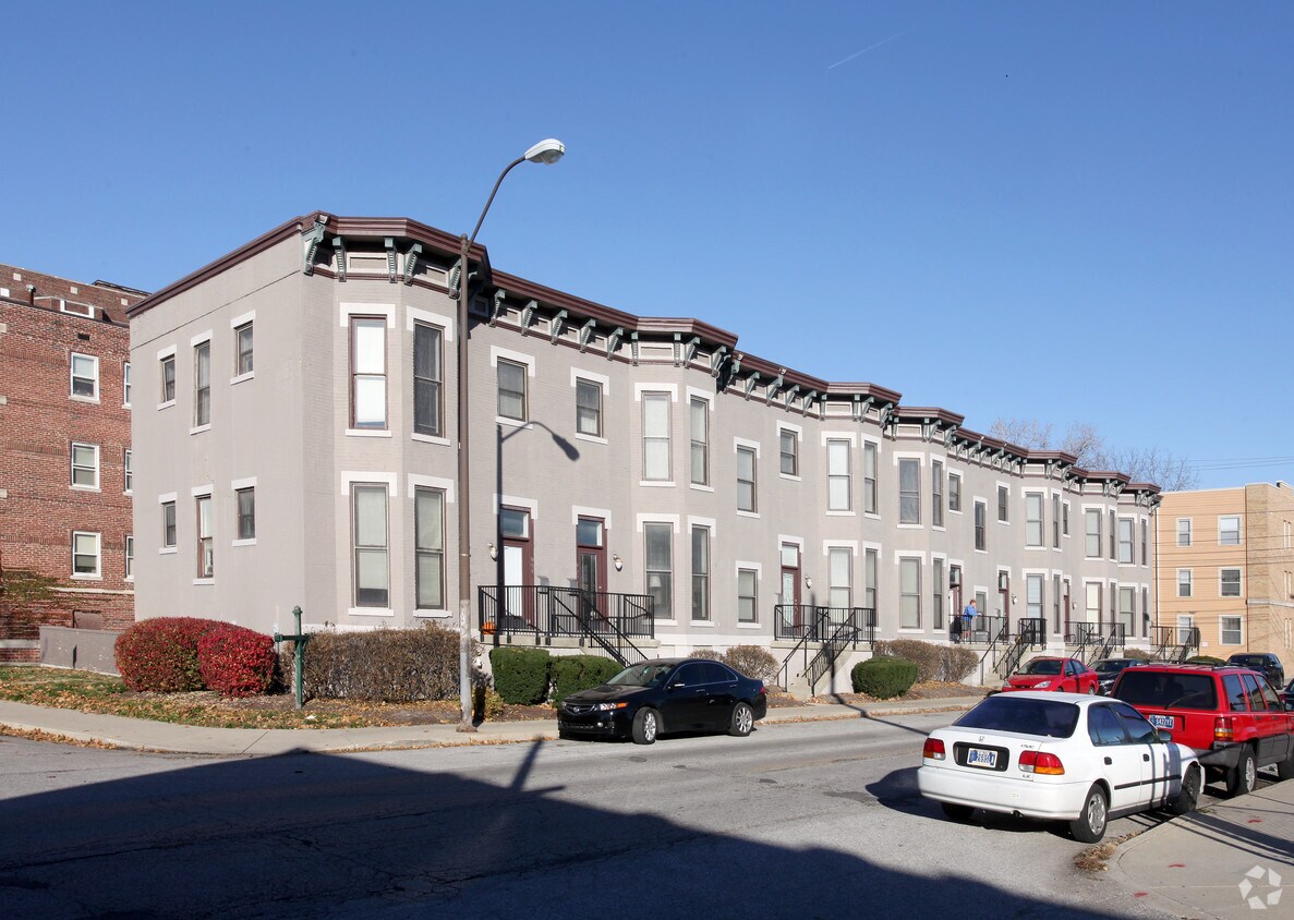 Foto principal - 908-916 N Alabama St