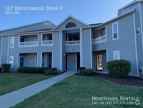 Building Photo - 107 Breezewood Dr