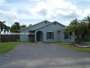 Building Photo - 24833 SW 128th Ct