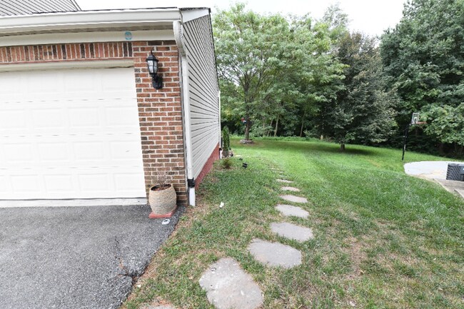 Foto del edificio - 3308 Altair Ln