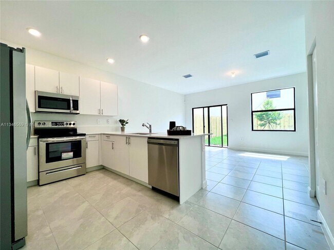 Foto del edificio - 11818 SW 246th St