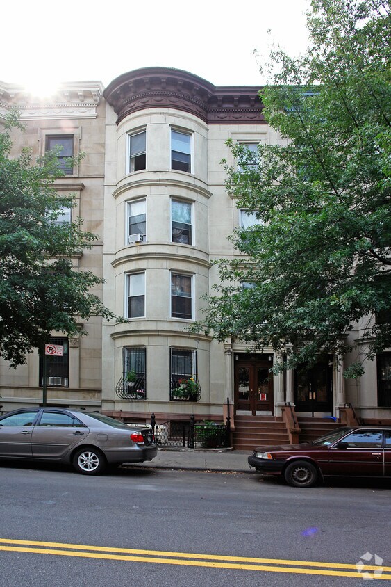 Foto del edificio - 271 6th Ave